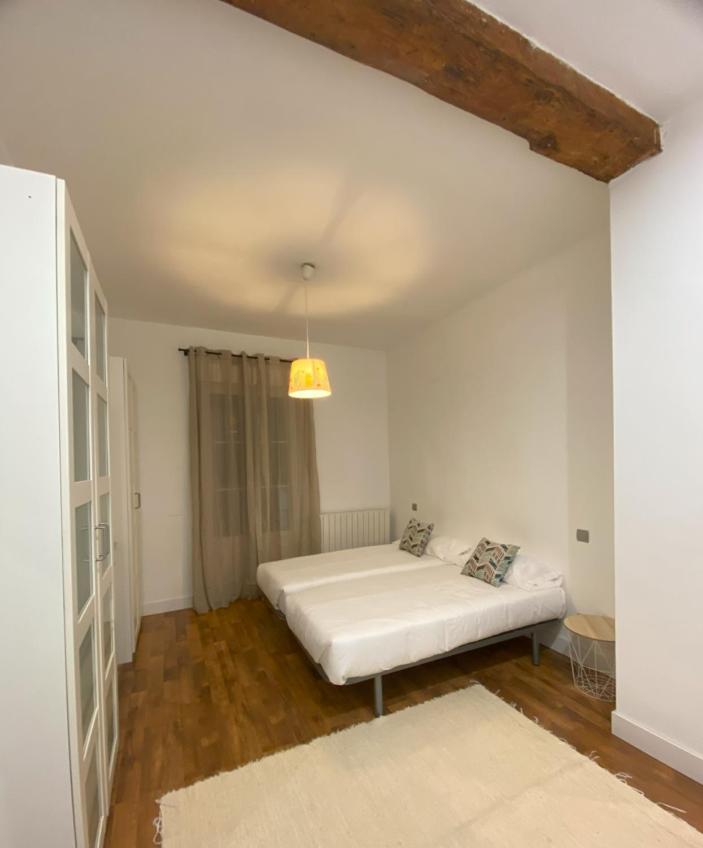 Bailen Vivienda Turistica Reformada Appartement Bilbao Buitenkant foto
